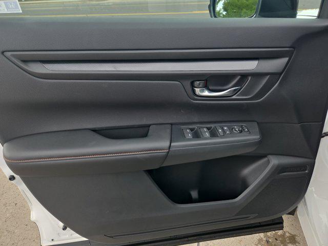 new 2026 Honda CR-V Hybrid car, priced at $39,051