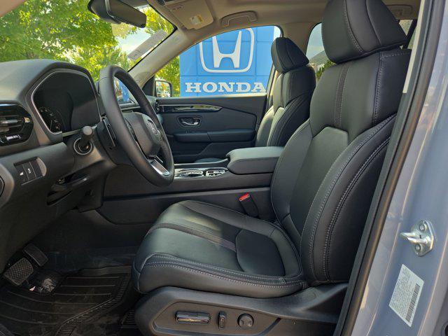 new 2025 Honda Pilot car, priced at $50,641