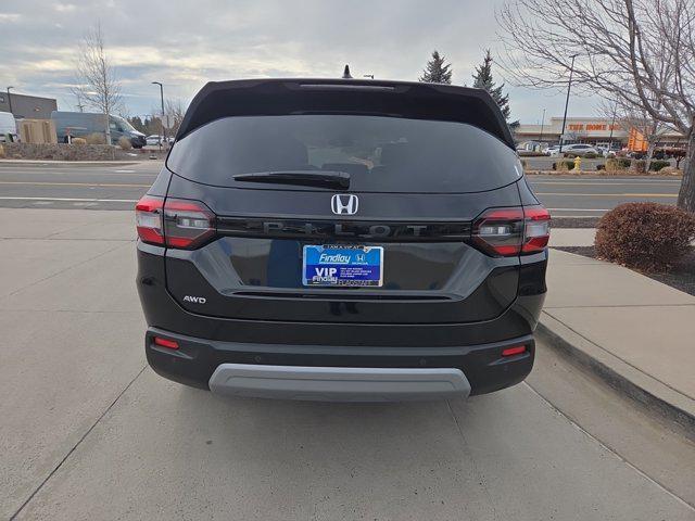 new 2025 Honda Pilot car, priced at $45,596