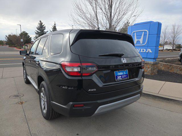 new 2025 Honda Pilot car, priced at $45,596