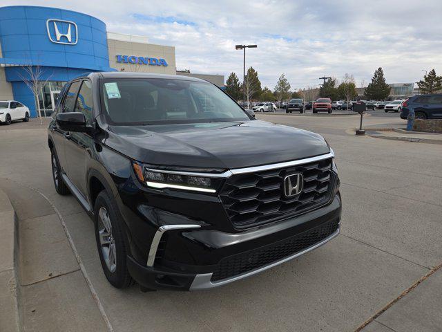 new 2025 Honda Pilot car, priced at $45,596