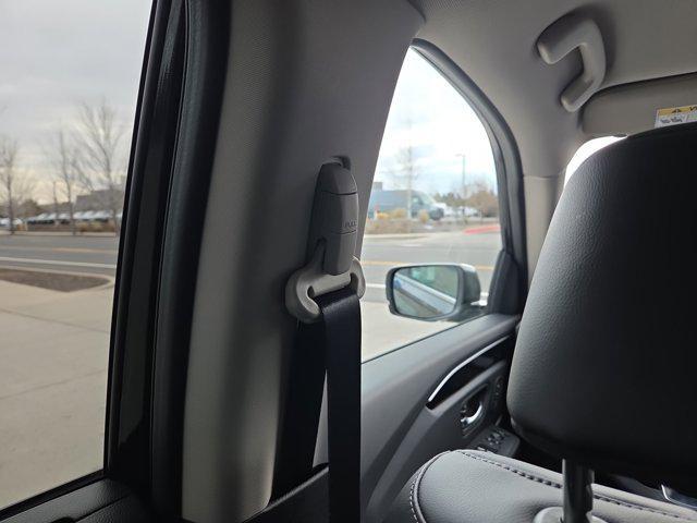 new 2025 Honda Pilot car, priced at $45,596