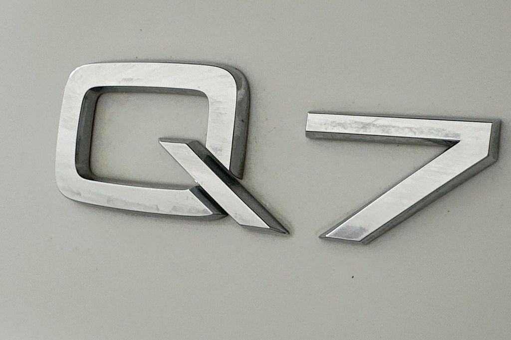 used 2023 Audi Q7 car, priced at $34,673