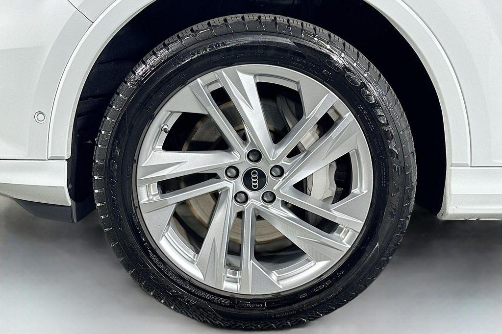 used 2023 Audi Q7 car, priced at $34,673
