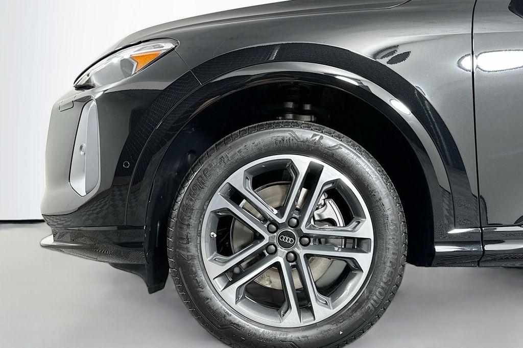 new 2025 Audi Q5 car, priced at $54,485