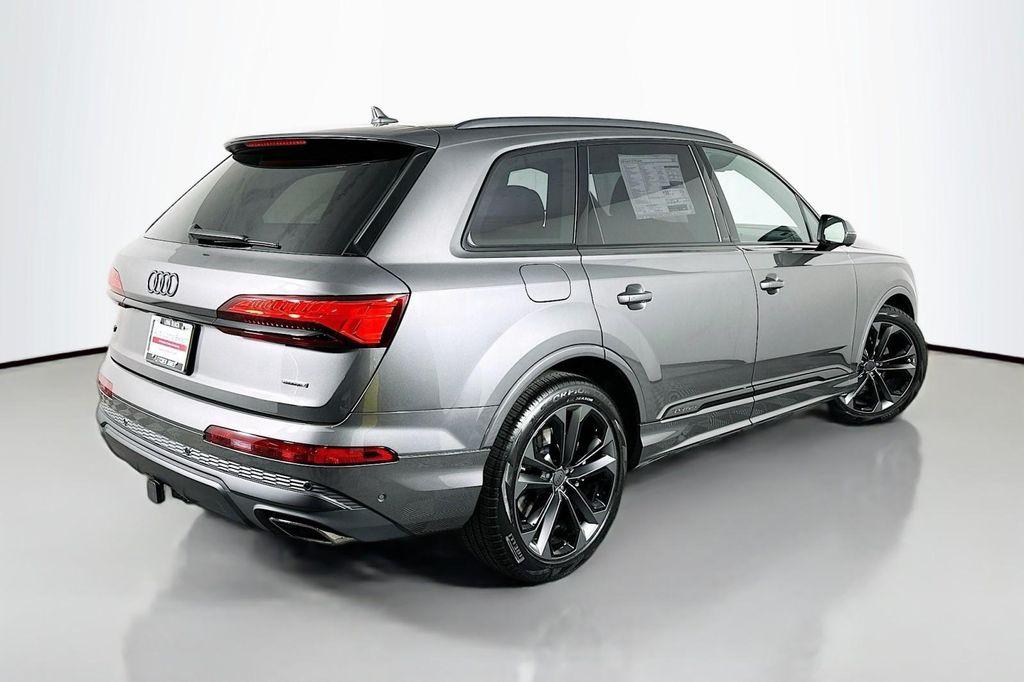 new 2026 Audi Q7 car, priced at $78,220