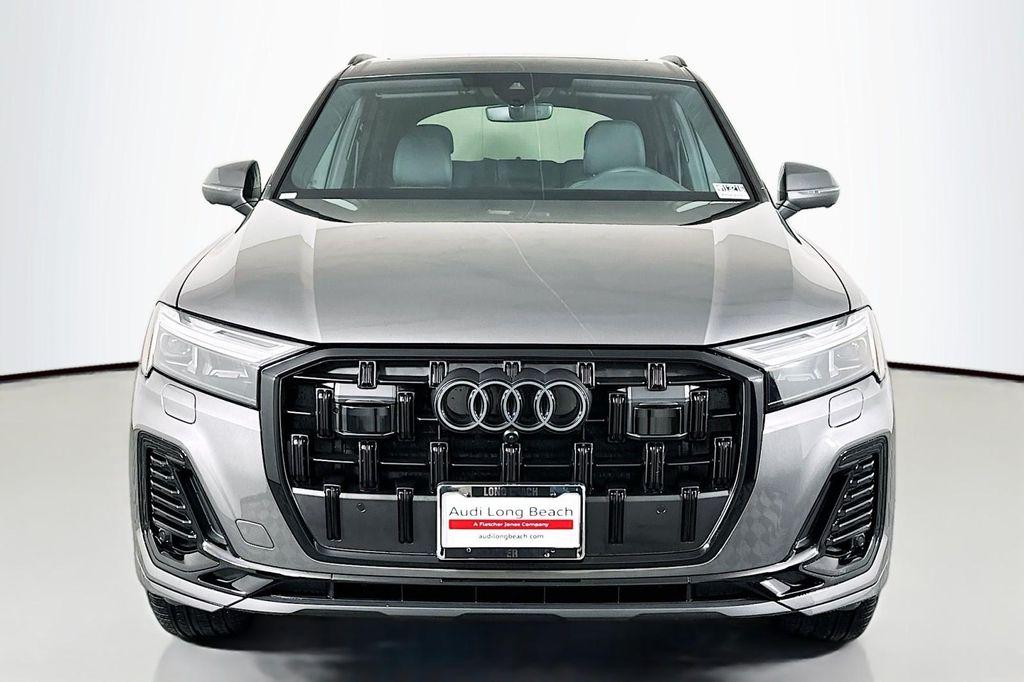 new 2026 Audi Q7 car, priced at $67,470