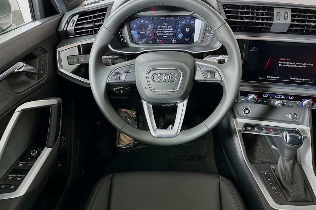 new 2025 Audi Q3 car, priced at $43,925