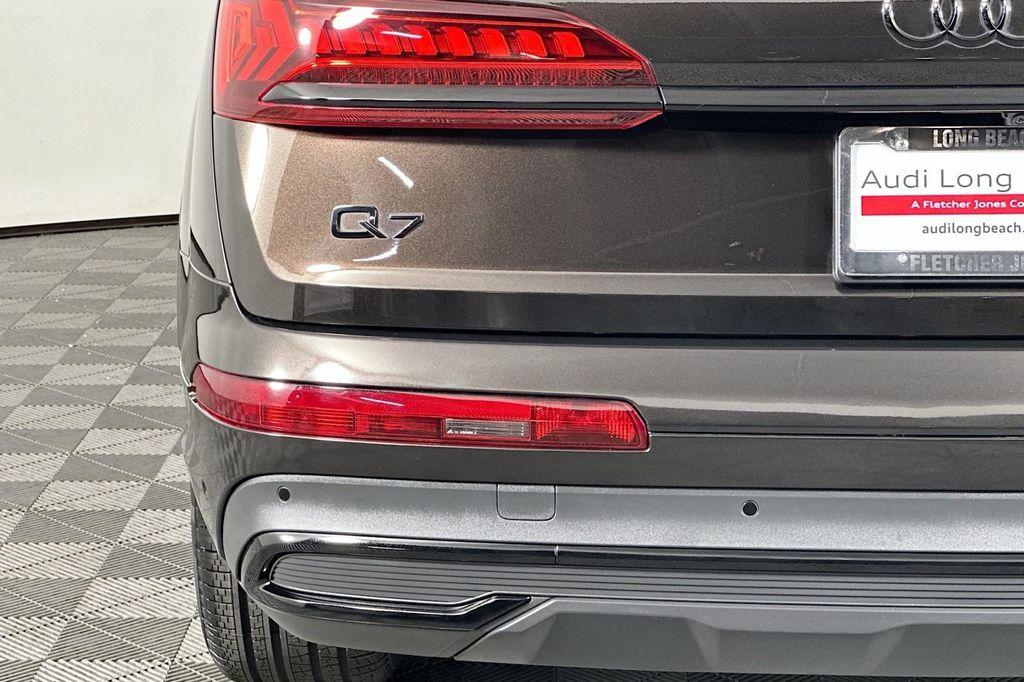 used 2023 Audi Q7 car, priced at $38,794