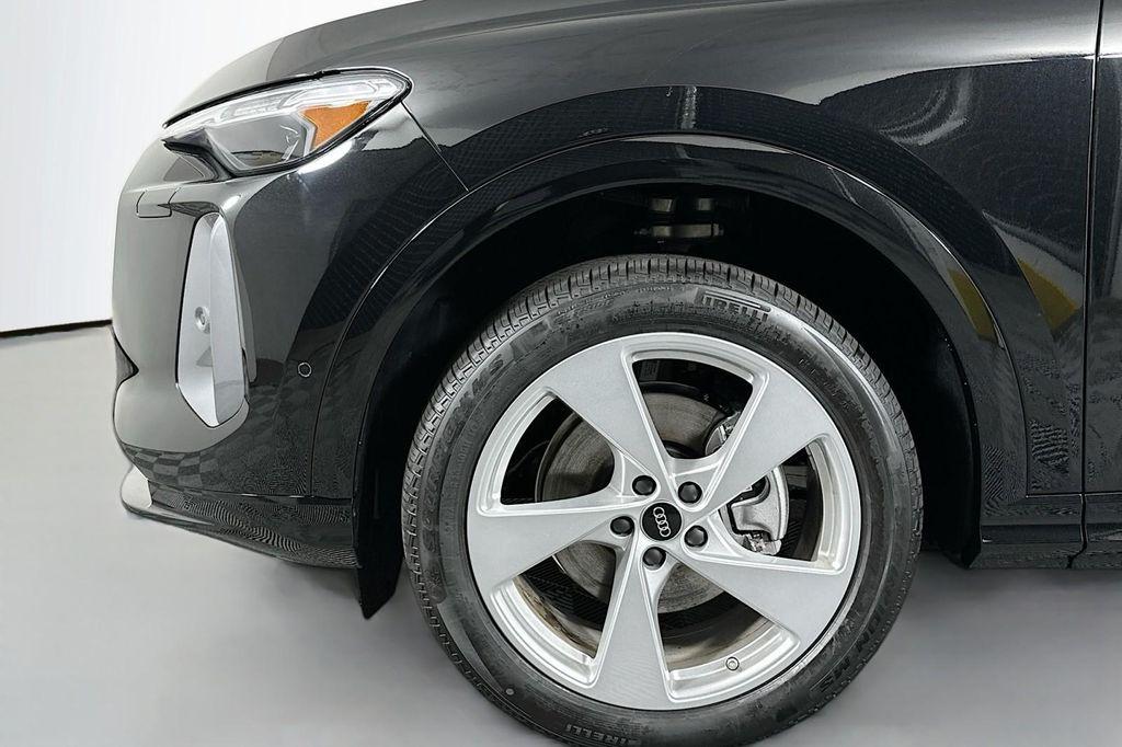 new 2025 Audi Q5 car, priced at $56,740