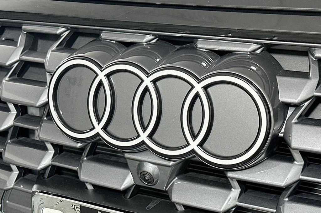 used 2025 Audi Q5 car