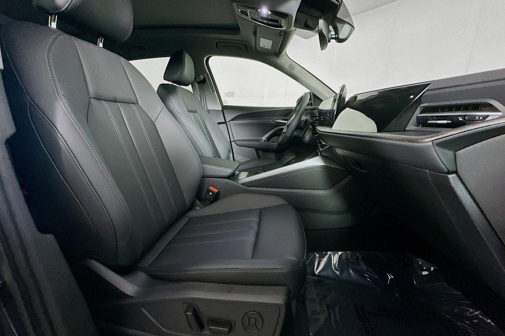 new 2025 Audi Q5 car, priced at $55,790