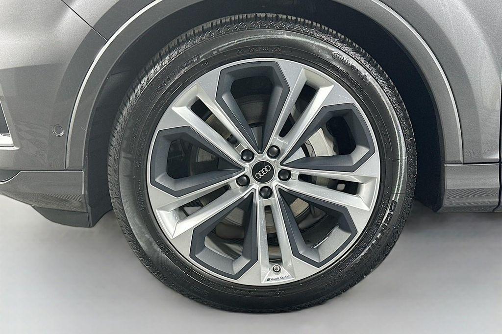 used 2023 Audi Q7 car, priced at $47,254