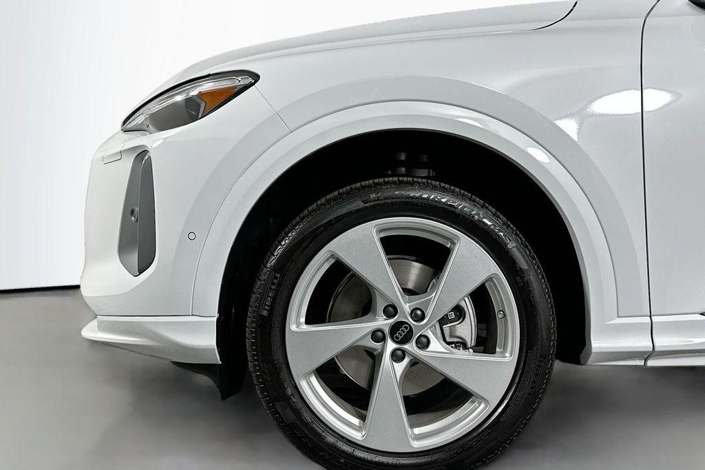 new 2025 Audi Q5 car, priced at $56,740