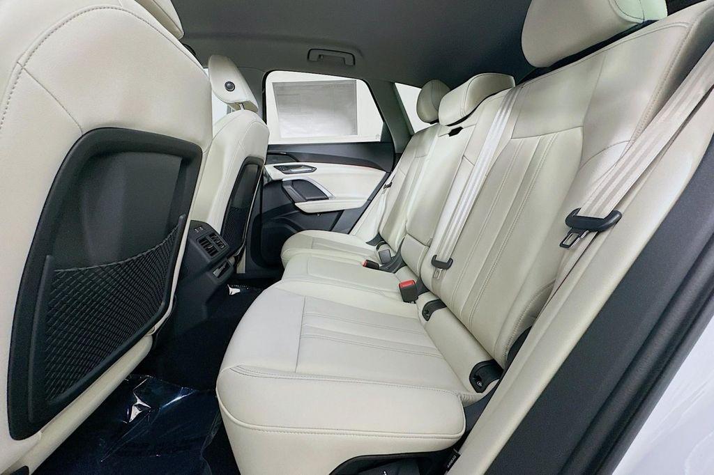 new 2025 Audi Q5 car, priced at $54,620