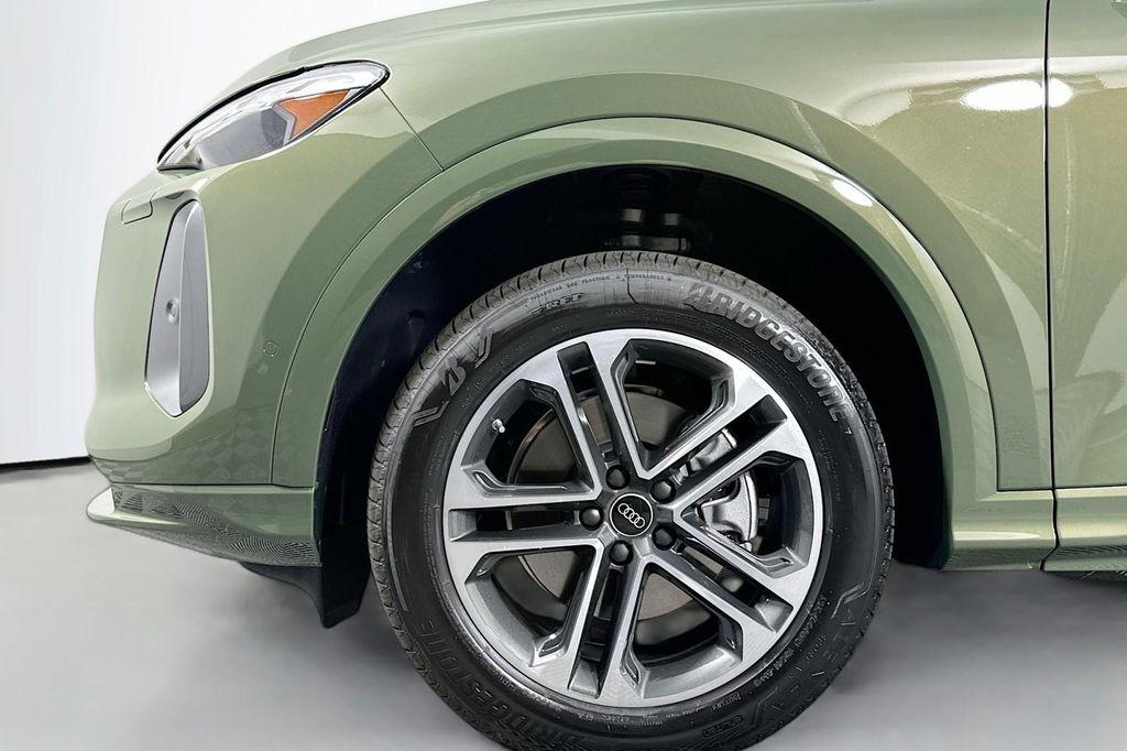 new 2025 Audi Q5 car, priced at $54,160