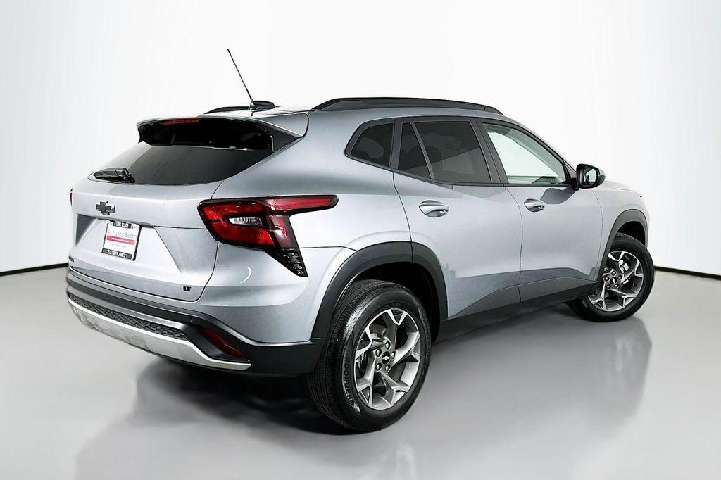 used 2025 Chevrolet Trax car, priced at $20,393