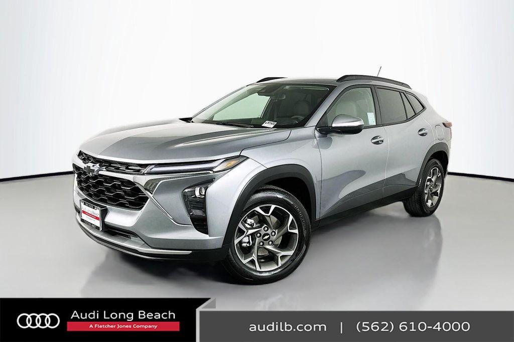 used 2025 Chevrolet Trax car, priced at $20,393