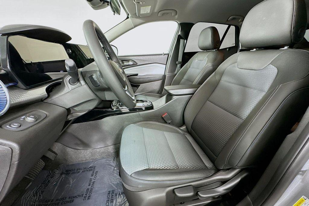 used 2025 Chevrolet Trax car, priced at $20,393