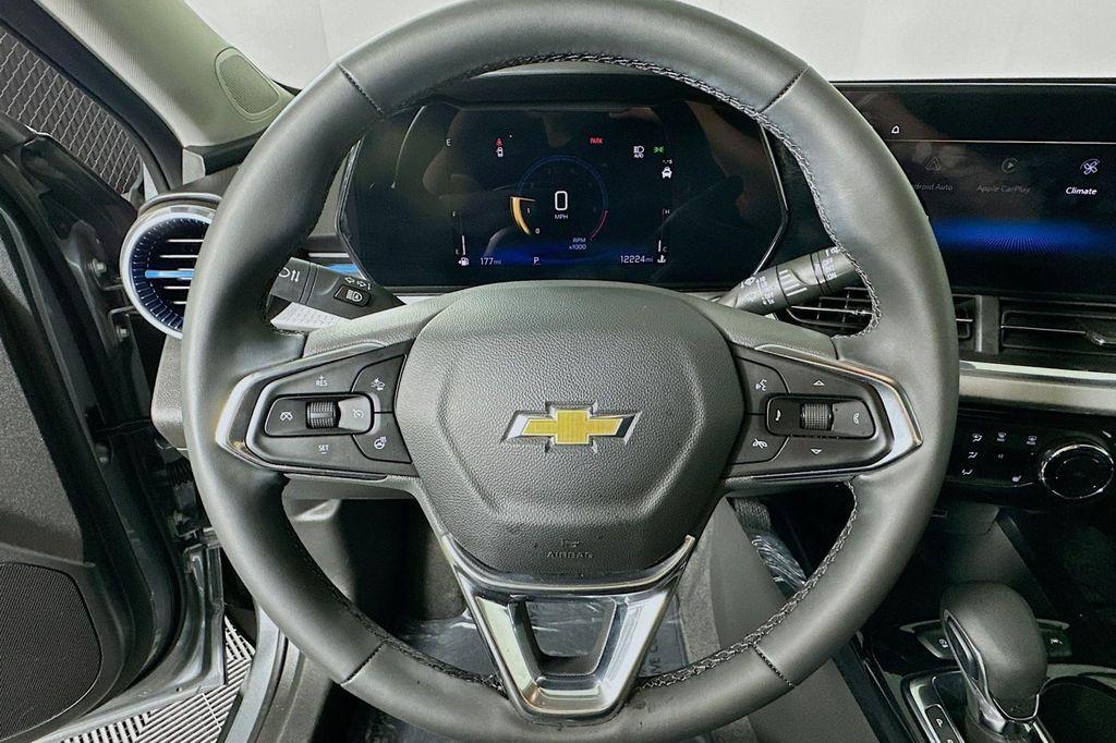 used 2025 Chevrolet Trax car, priced at $20,393