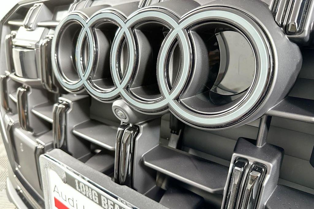 new 2026 Audi Q7 car, priced at $73,105