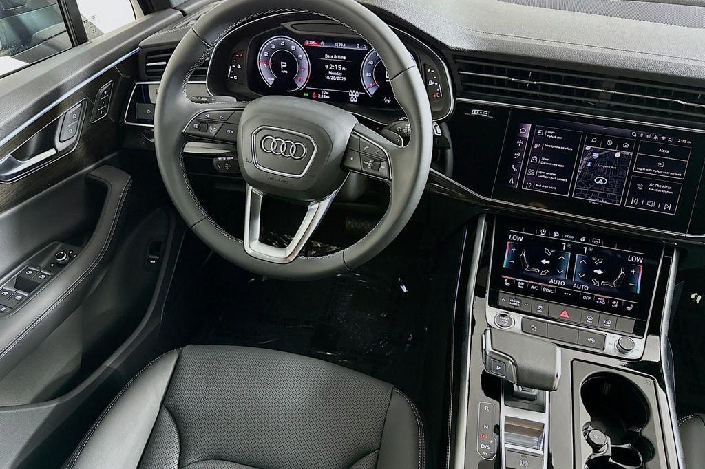new 2026 Audi Q7 car, priced at $73,105