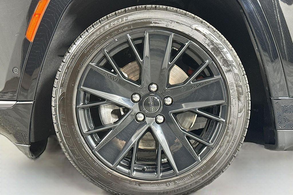 used 2024 Jeep Wagoneer S car, priced at $35,794