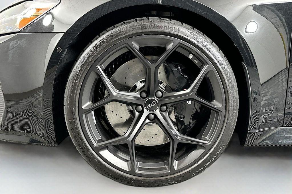 new 2026 Audi RS 6 Avant car, priced at $153,590