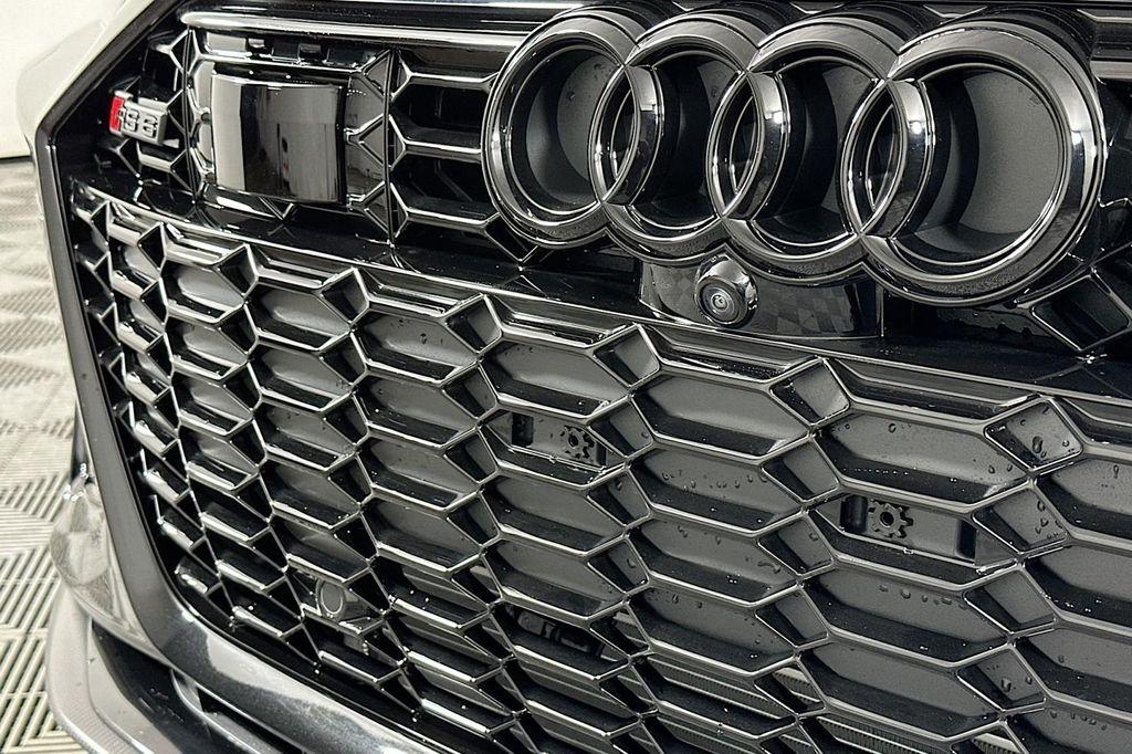 new 2026 Audi RS 6 Avant car, priced at $153,590