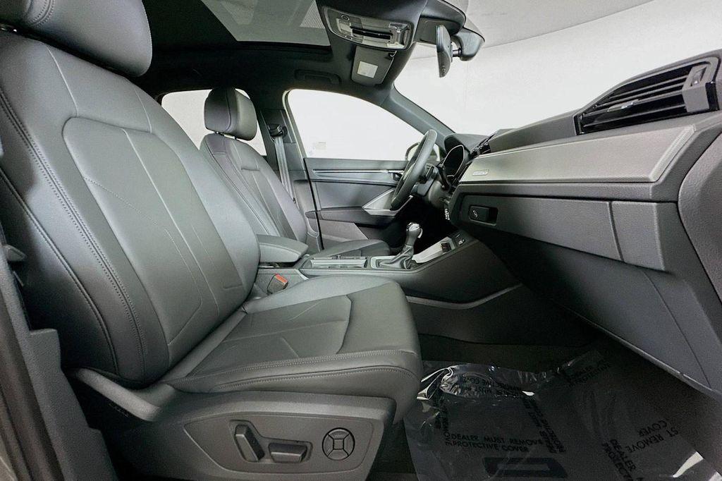 new 2025 Audi Q3 car, priced at $43,925