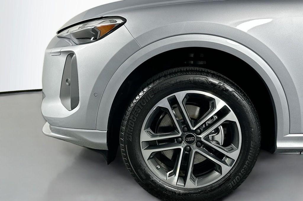 new 2025 Audi Q5 car, priced at $56,500