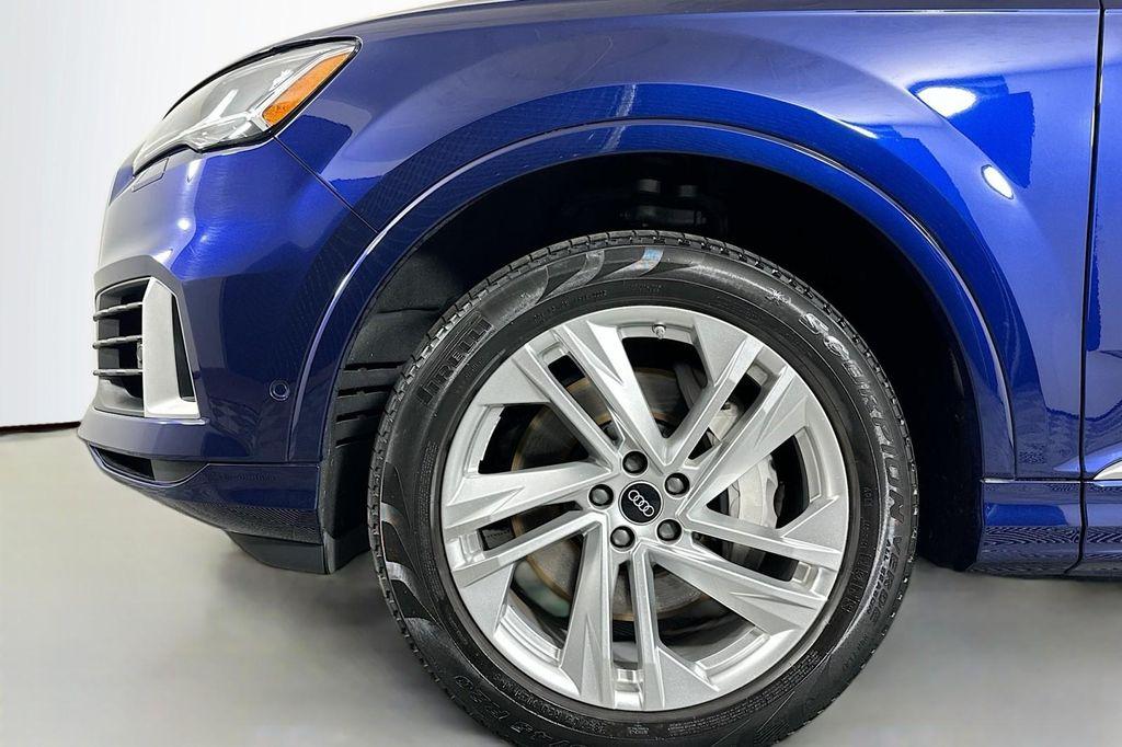 used 2022 Audi Q7 car, priced at $33,573