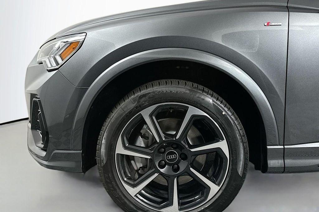 new 2025 Audi Q3 car, priced at $47,200