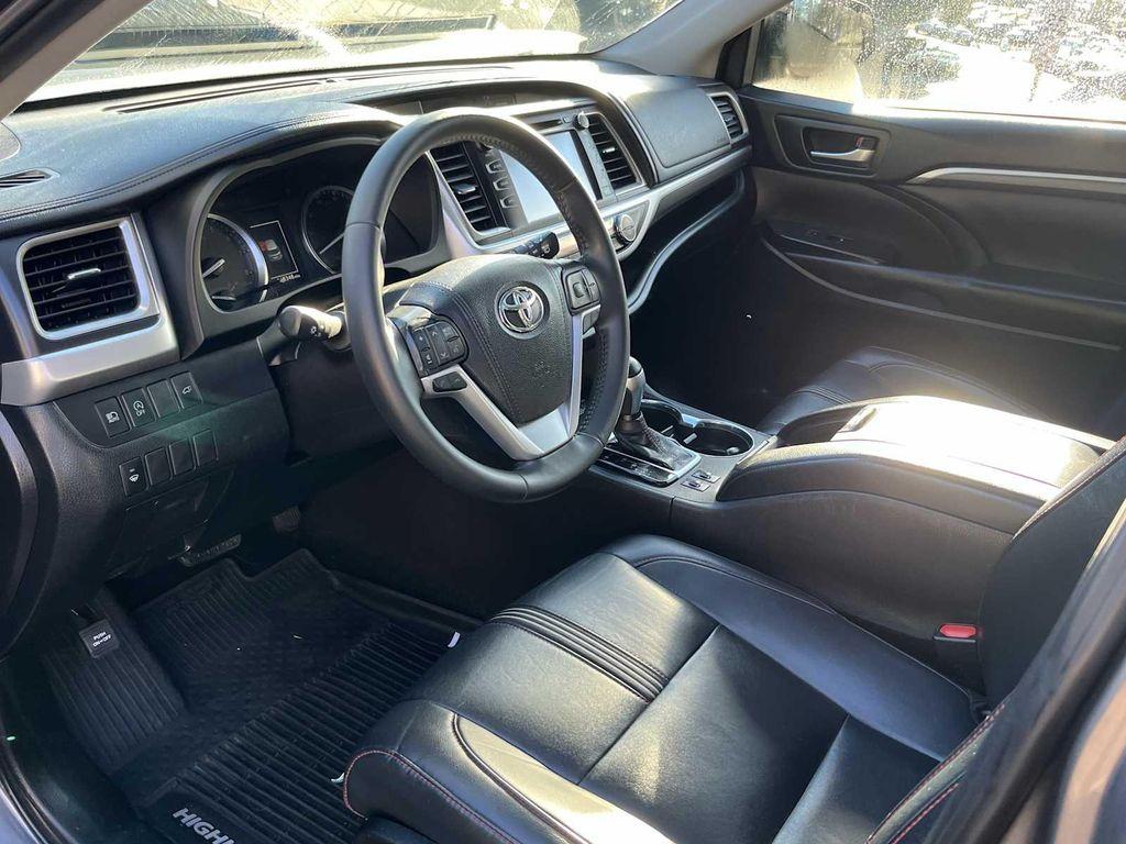 used 2019 Toyota Highlander car, priced at $23,777