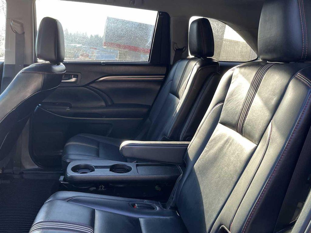 used 2019 Toyota Highlander car, priced at $23,777