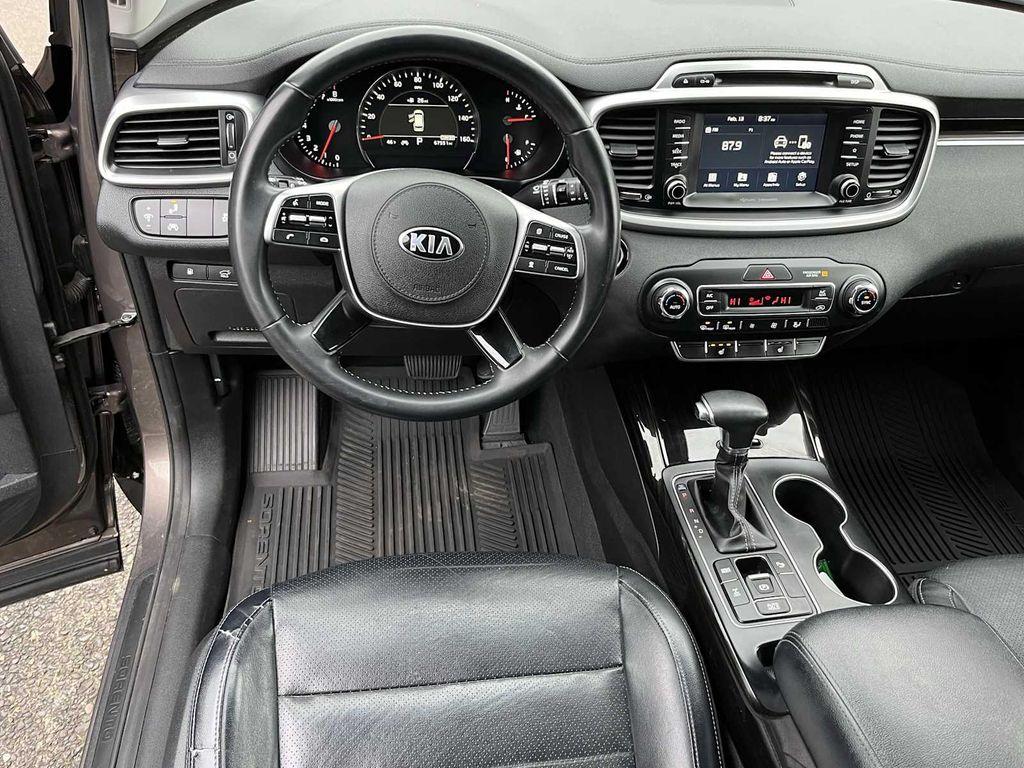 used 2019 Kia Sorento car, priced at $18,492
