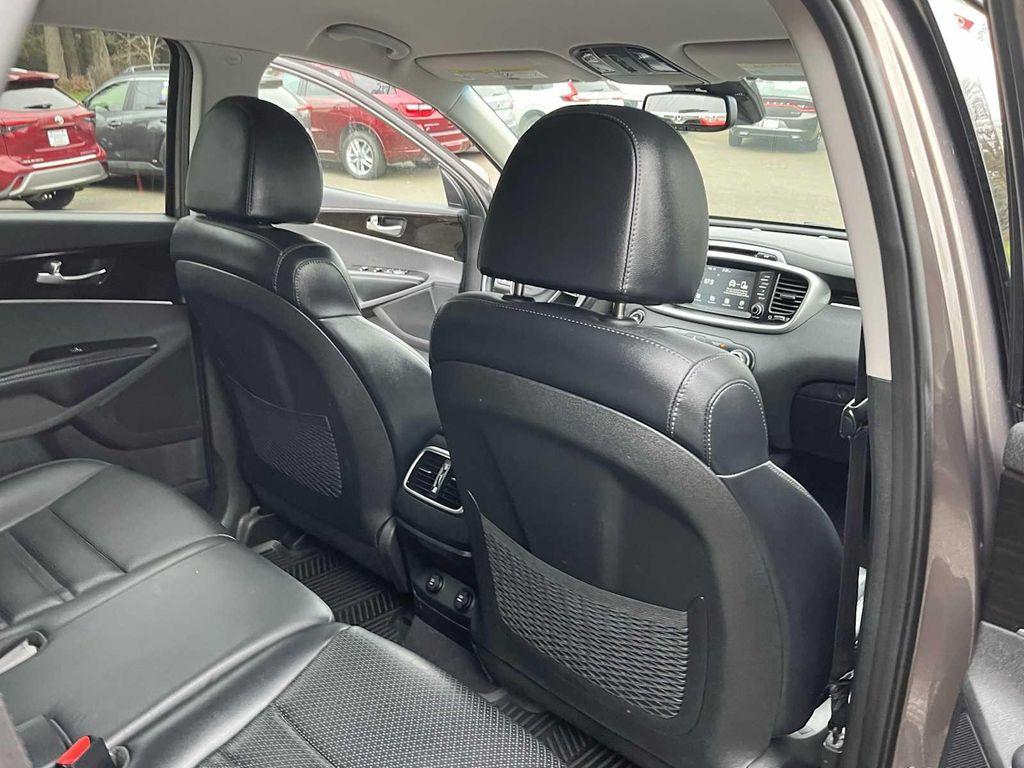 used 2019 Kia Sorento car, priced at $18,492
