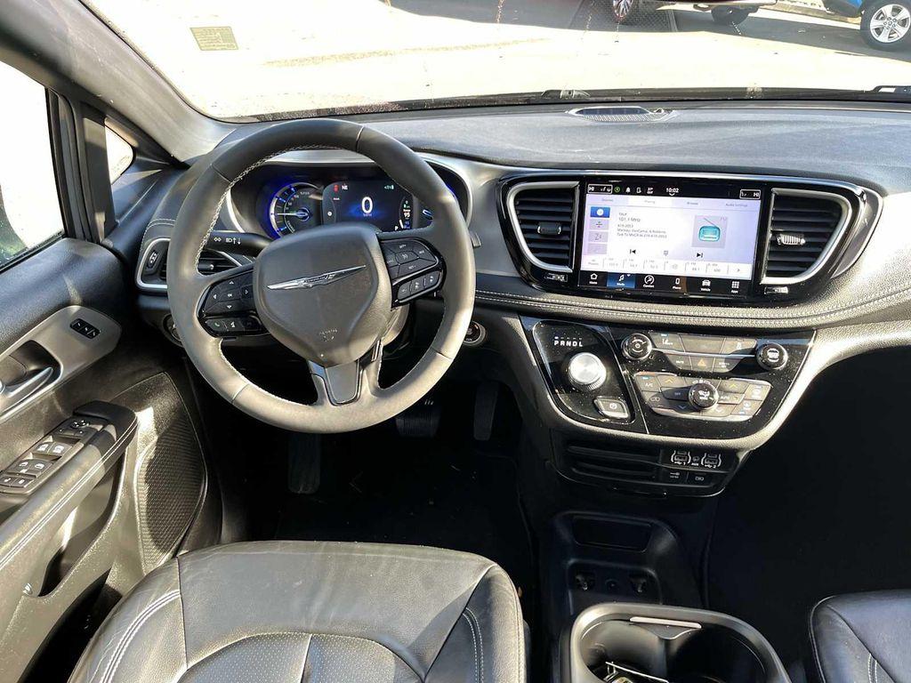 used 2022 Chrysler Pacifica Hybrid car, priced at $26,995