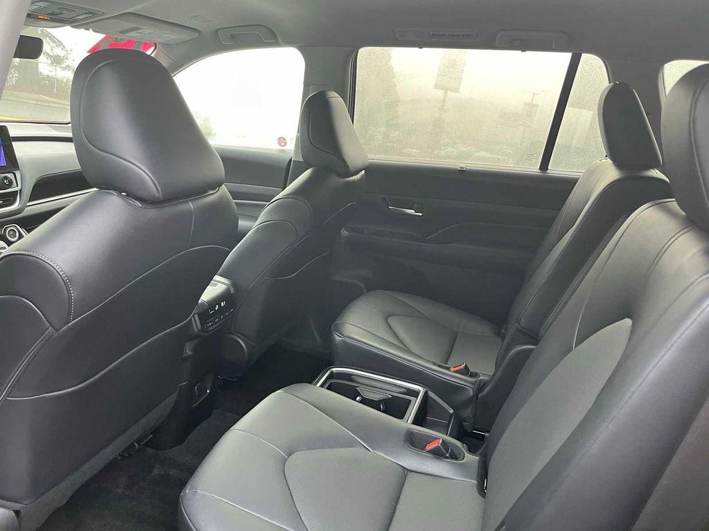 used 2025 Toyota Grand Highlander car, priced at $45,699