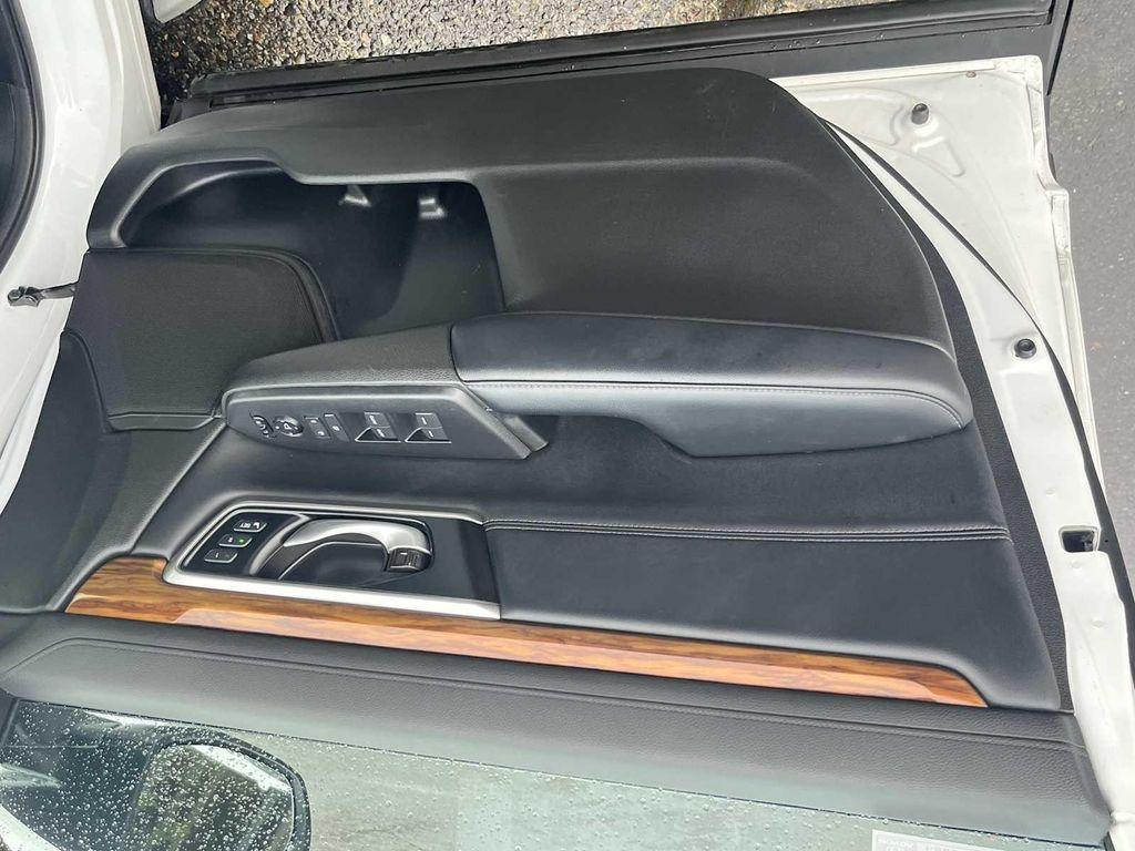 used 2022 Honda CR-V car, priced at $26,995