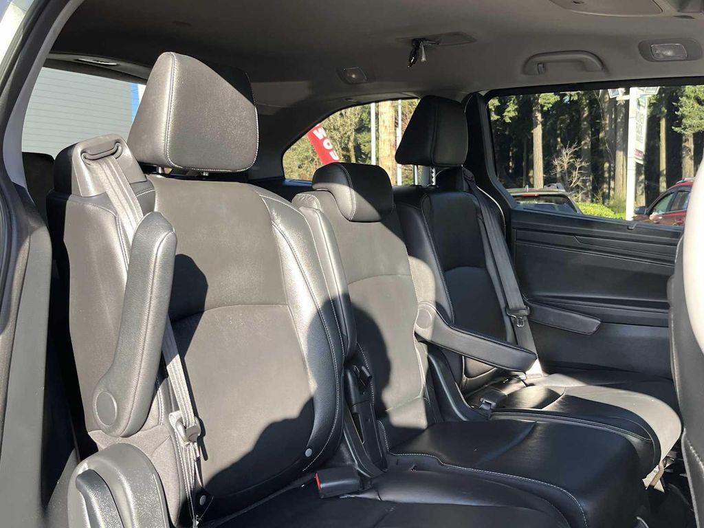 used 2023 Honda Odyssey car, priced at $37,991