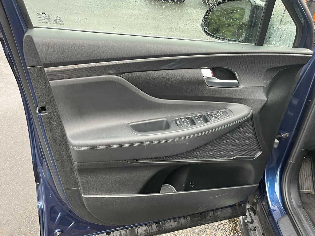 used 2023 Hyundai Santa Fe car, priced at $22,165