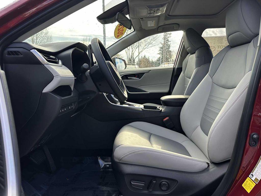 new 2025 Toyota RAV4 car, priced at $39,515
