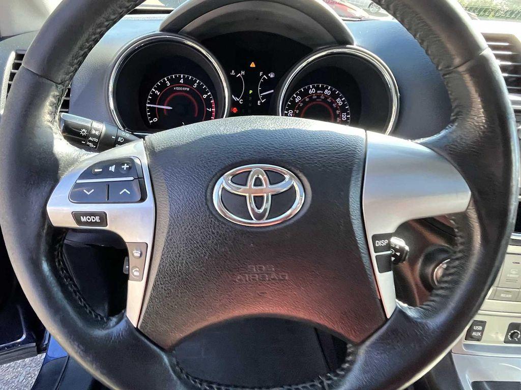 used 2013 Toyota Highlander car, priced at $12,781