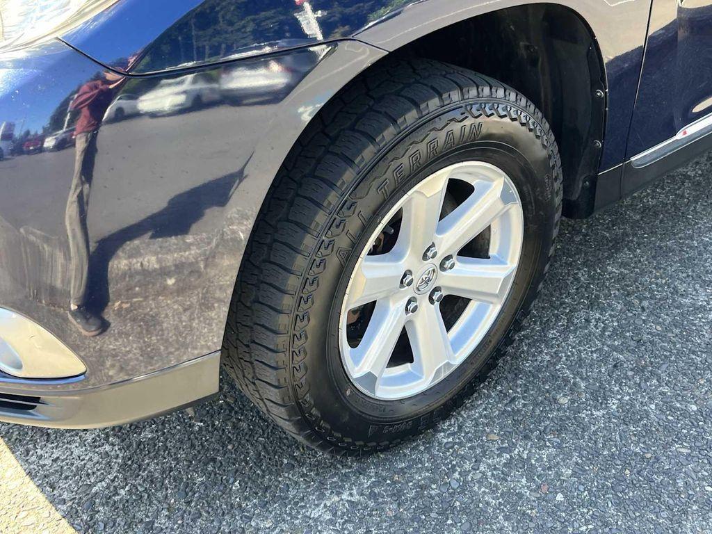 used 2013 Toyota Highlander car, priced at $12,781