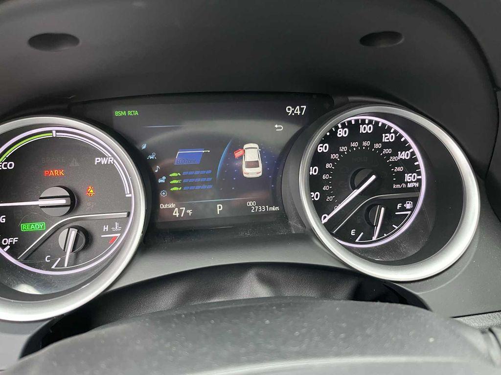 used 2024 Toyota Camry Hybrid car, priced at $32,111