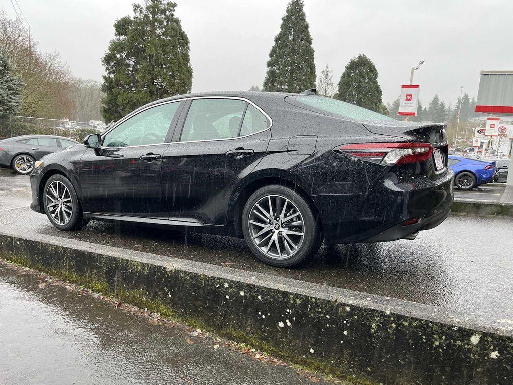 used 2024 Toyota Camry Hybrid car, priced at $32,111