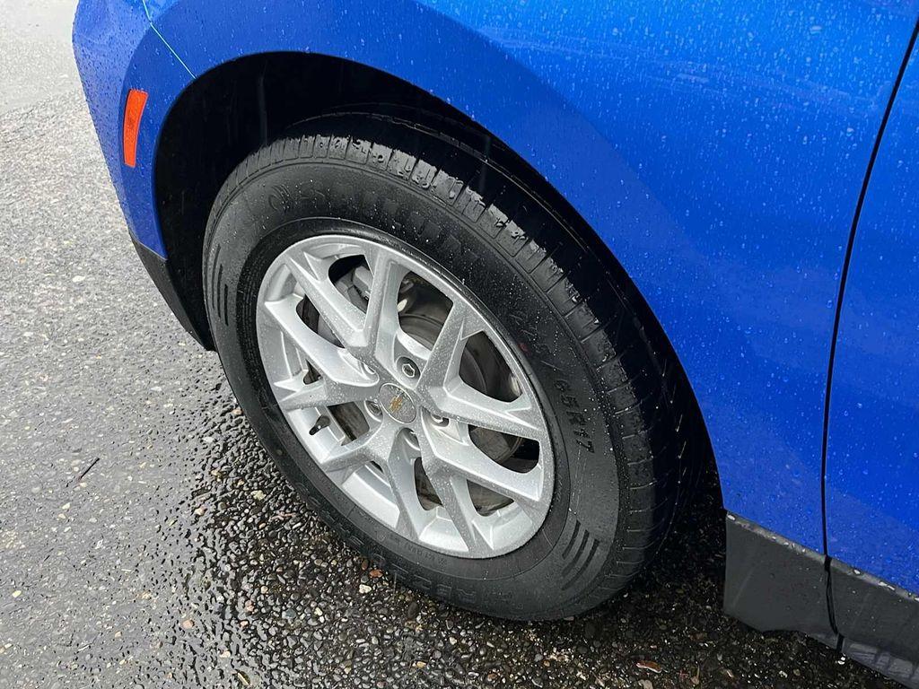 used 2024 Chevrolet Equinox car, priced at $23,391