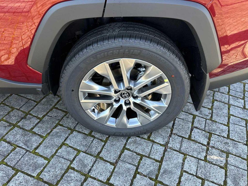 new 2025 Toyota RAV4 car, priced at $40,071