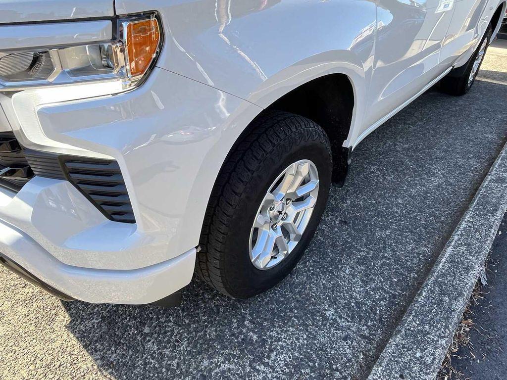 used 2024 Chevrolet Silverado 1500 car, priced at $45,995